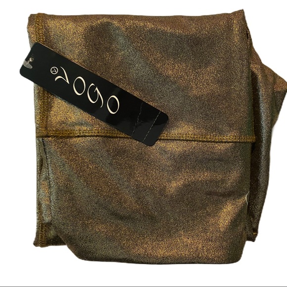 Gold /Black Metallic Leggings - Picture 4 of 4